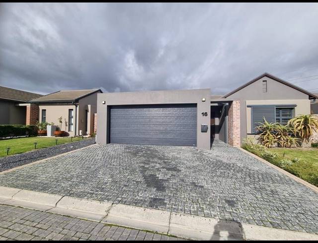 3 BEDROOM PROPERTY TO RENT IN TURNBERRY VILLAGE